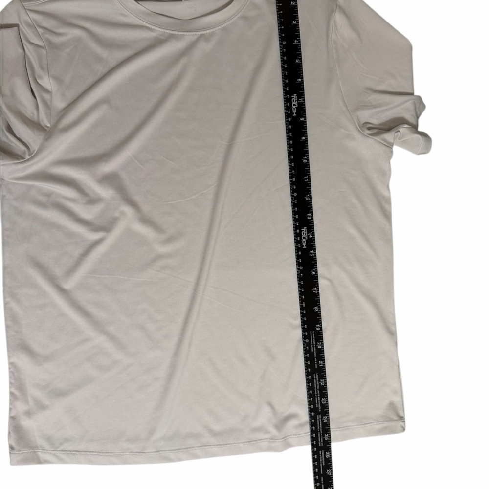 Fabletics Light Gray Short Sleeve Tee - Picture 5 of 5